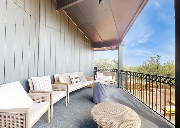 Golf, Hike & More! Sprawling Retreat In Show Holiday home Show Low
