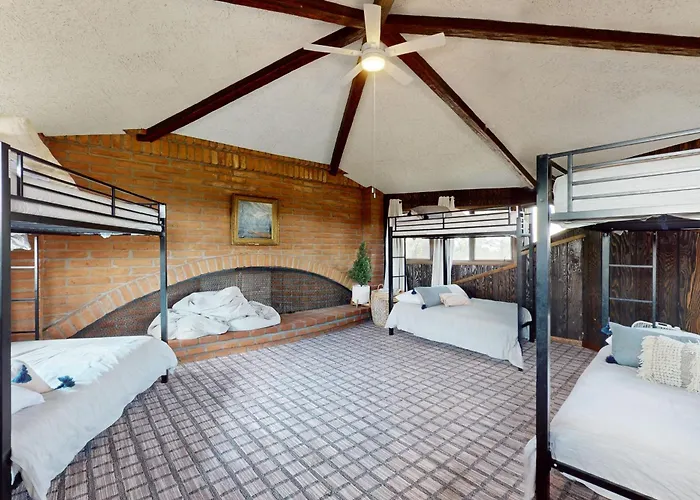 Golf, Hike & More! Sprawling Retreat In Show * Show Low